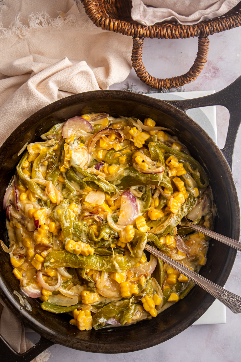 rajas-con-queso-laptrinhx-news