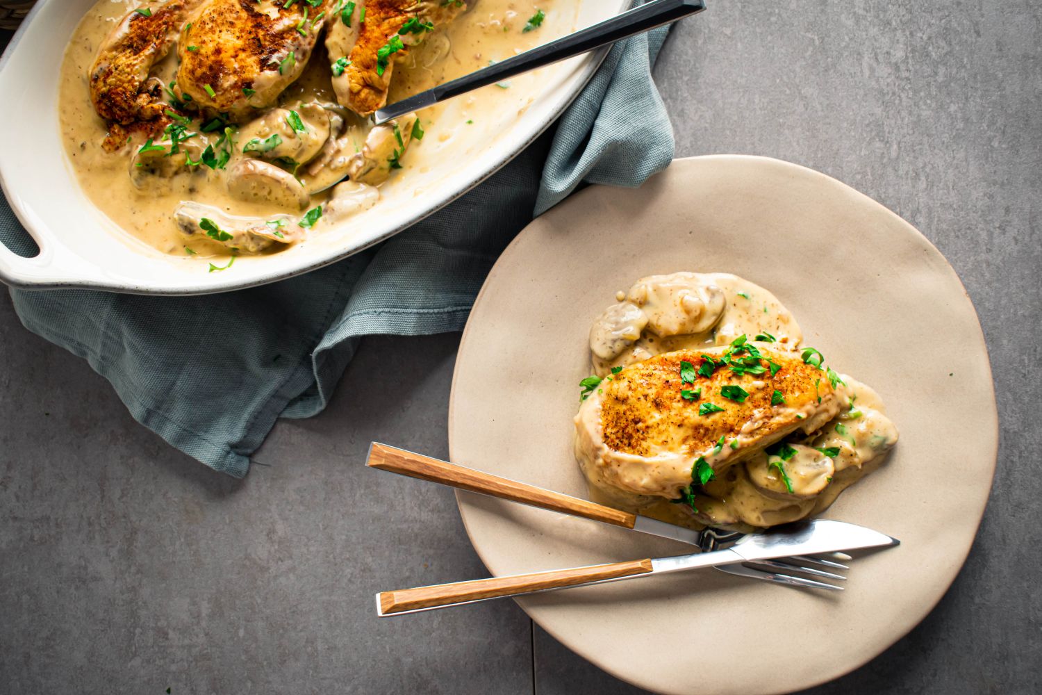 Slow cooker chicken marsala with mushrooms in a light cream sauce sauce.