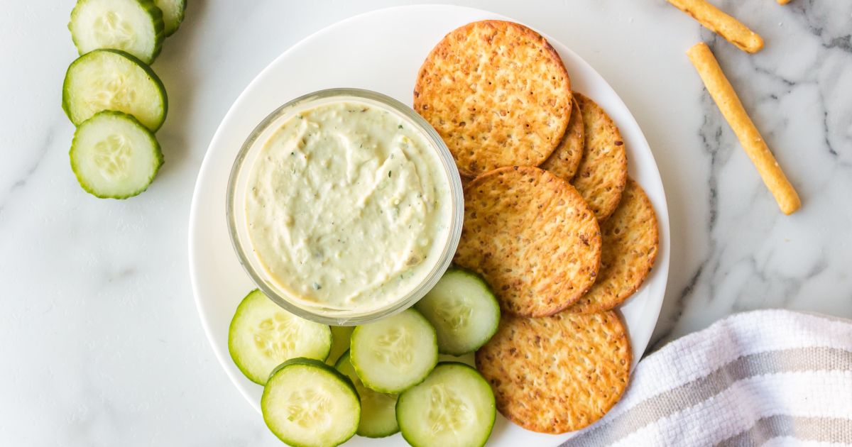 Avocado Ranch Dip (4 Ingredients) - Slender Kitchen