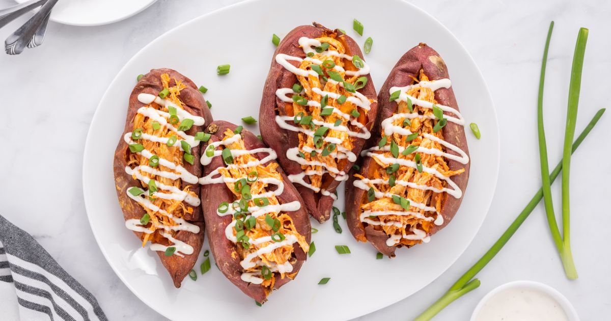 Buffalo Chicken Stuffed Sweet Potatoes (Paleo/Whoole30) - Eat the