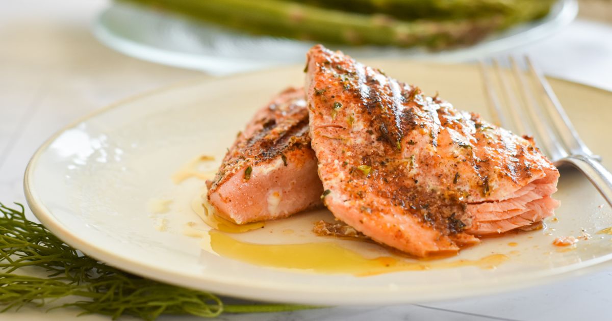 Easy Grilled Salmon with Cajun Seasoning - Slender Kitchen