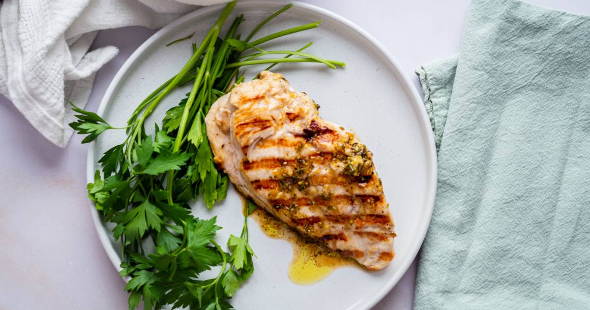 Grilled Lemon Pepper Chicken - Slender Kitchen