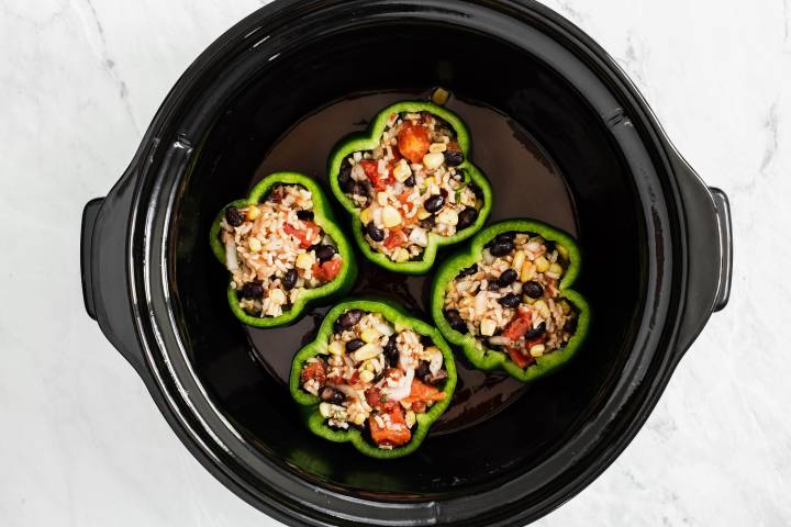 Stuffed barbecue peppers in a slow cooker.