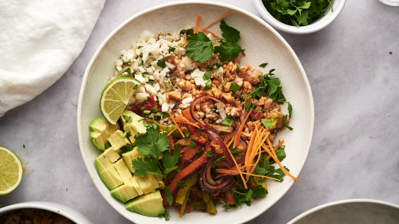 Keto Taco Salad Meal Prep Bowls – Melanie Cooks