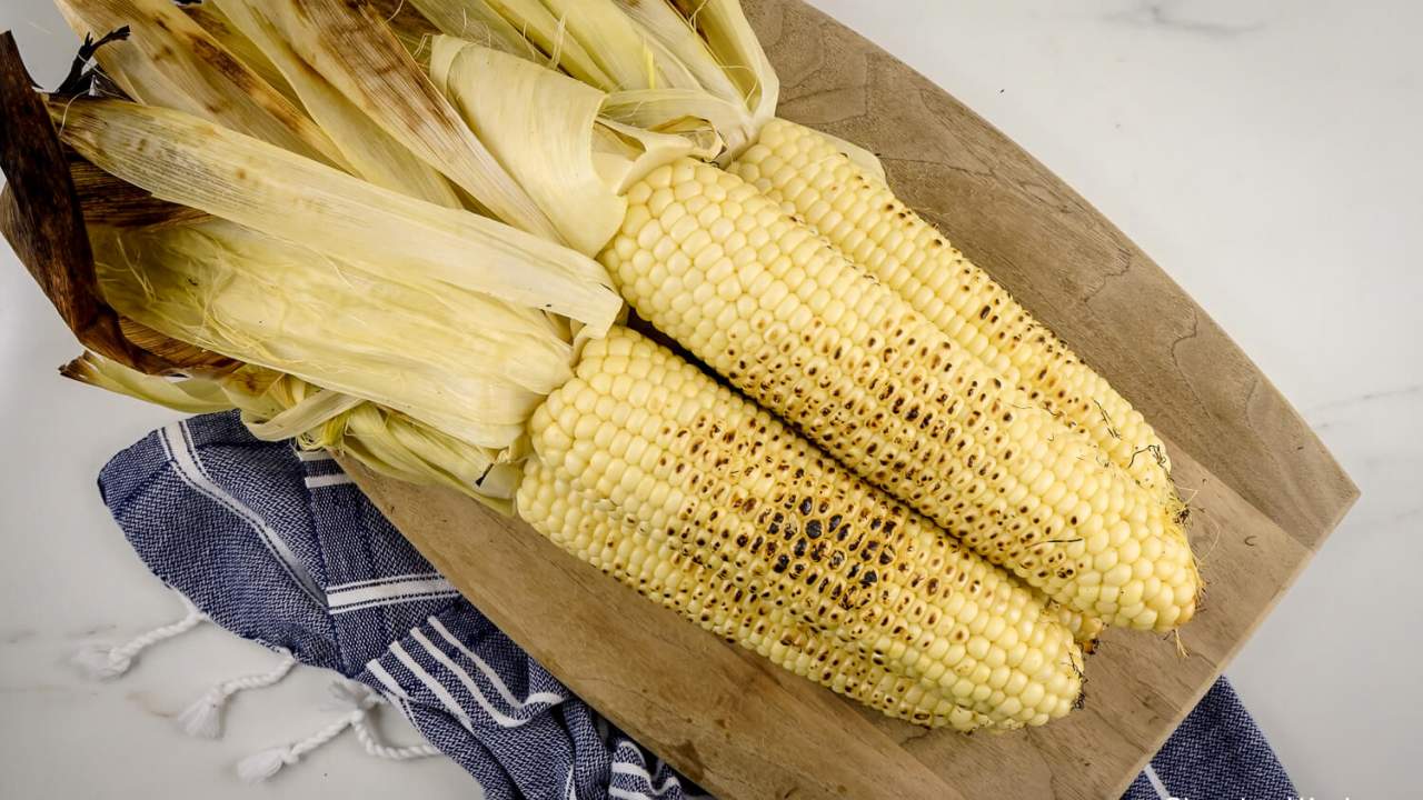 Easy Grilled Corn How To Grill Corn Slender Kitchen