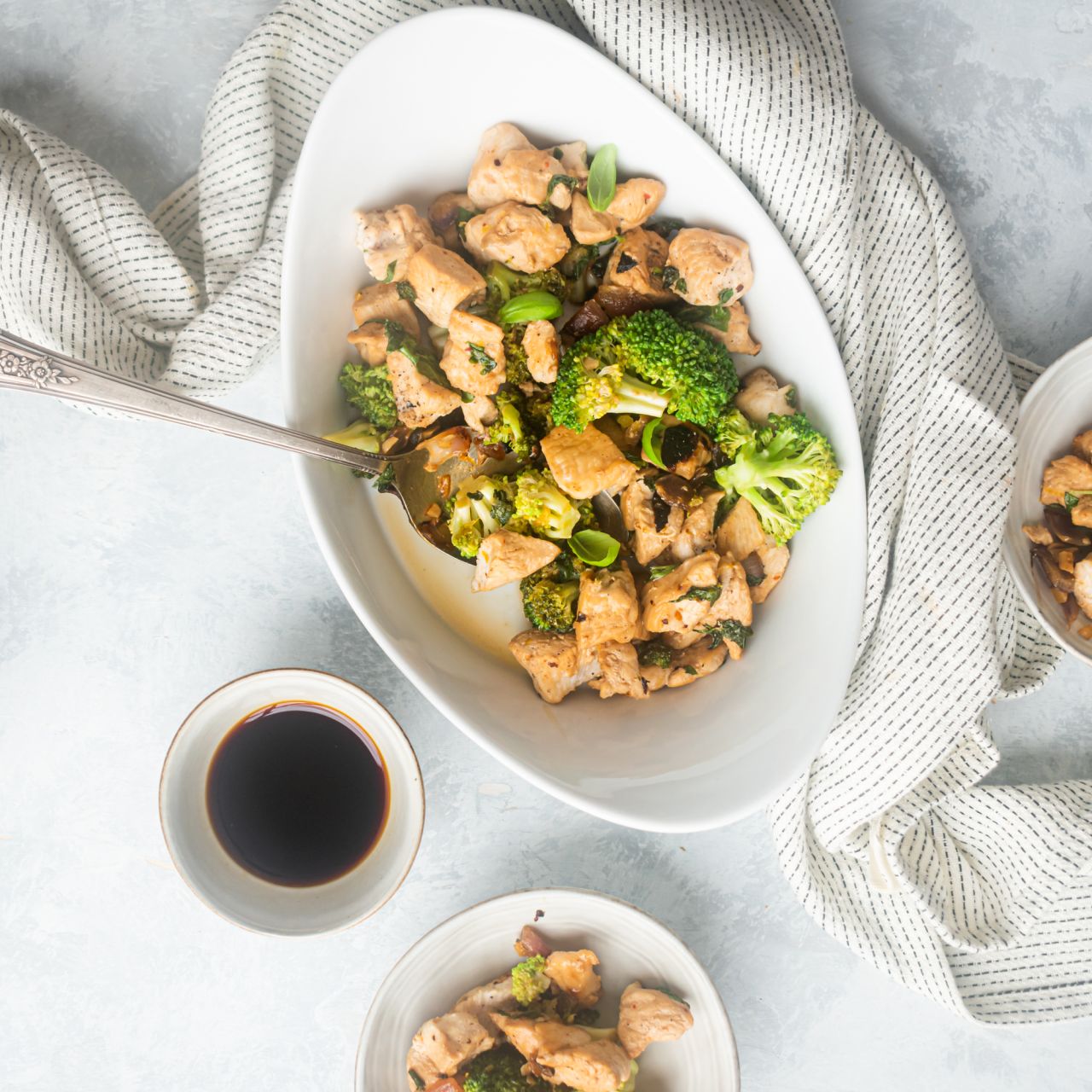 Basil Chicken Stir Fry with Broccoli