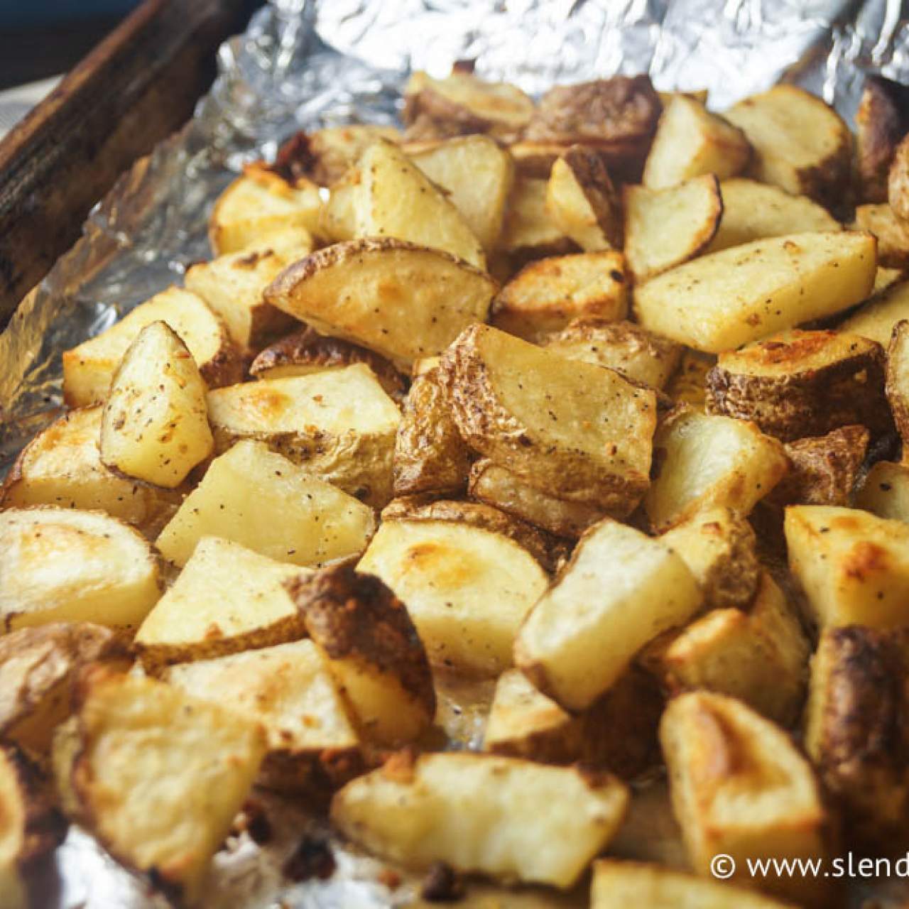 Simple Garlic Roasted Potatoes Slender Kitchen