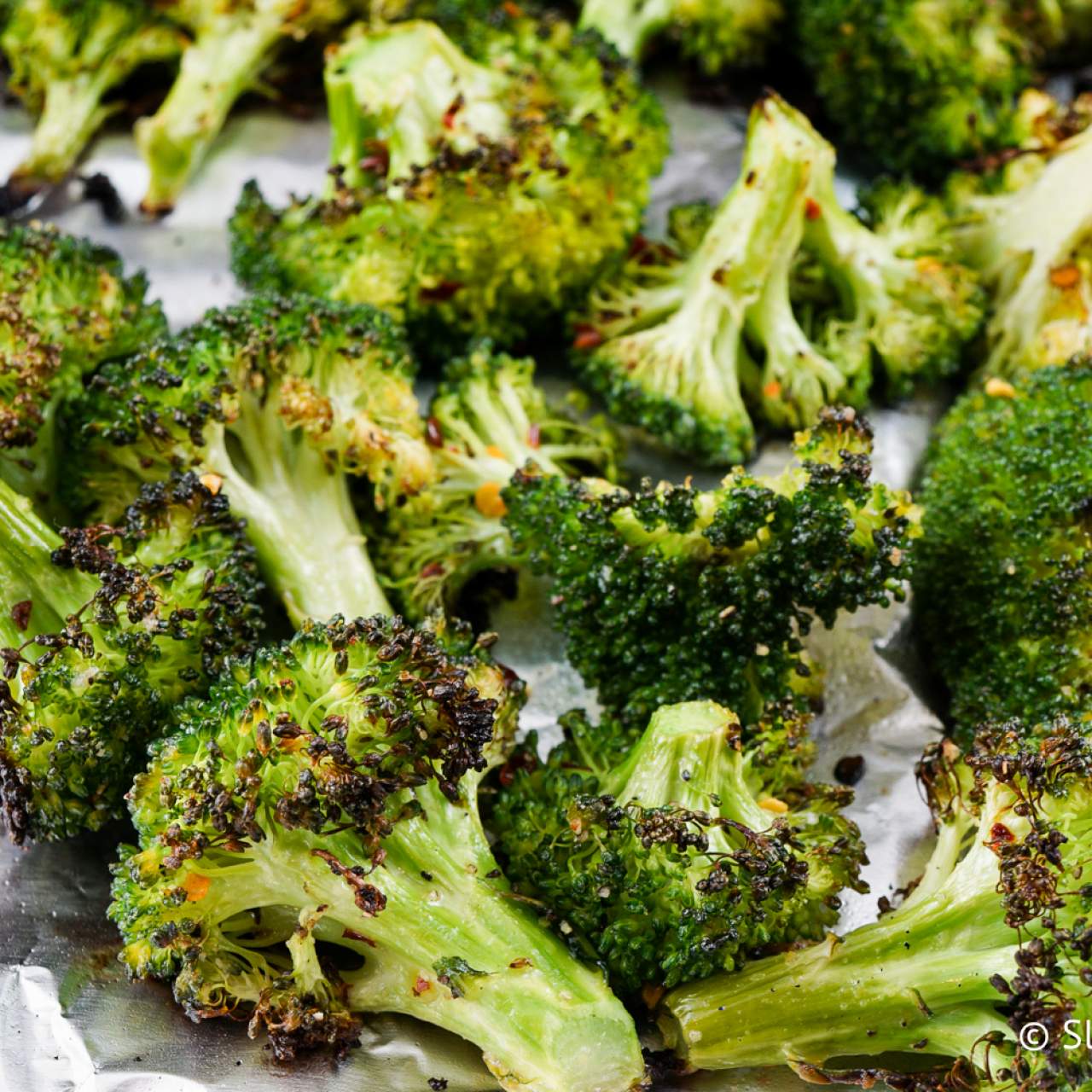 Broccoli Health Benefits, Nutrition Facts, and Recipes to Try