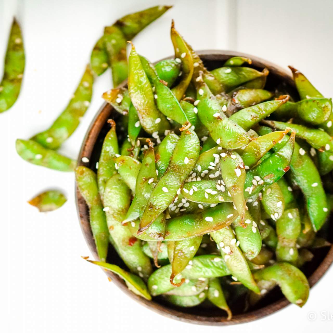 Edamame: Soybean Benefits, Protein Content, Shelling