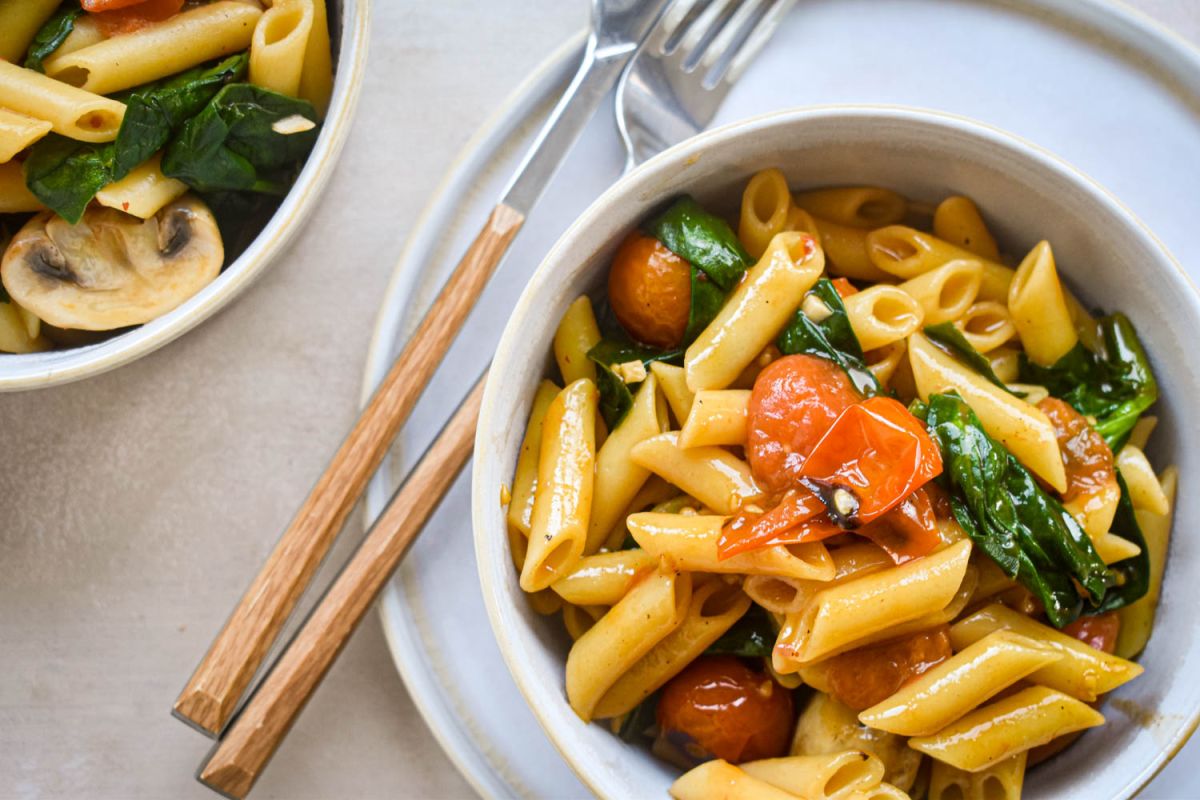 One Pot Tomato Basil Pasta