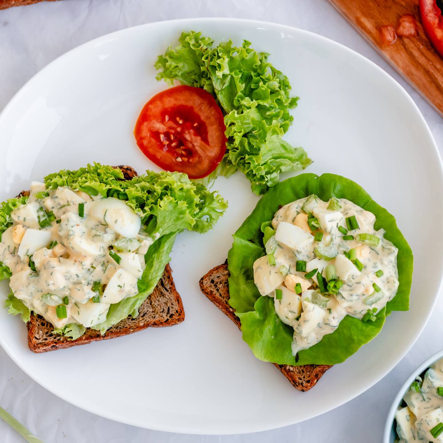 https://www.slenderkitchen.com/sites/default/files/styles/gws_sq_1440/public/recipe_images/herby-egg-salad.jpg