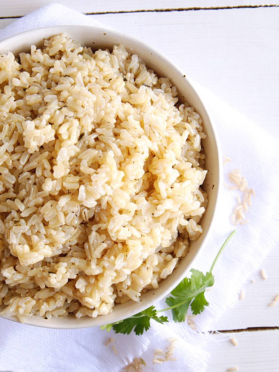 https://www.slenderkitchen.com/sites/default/files/styles/web_story_cover/public/recipe_images/instant-pot-brown-rice-1.jpg