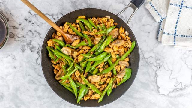 Ground turkey recipe for a stir fry with mushrooms and green beans.